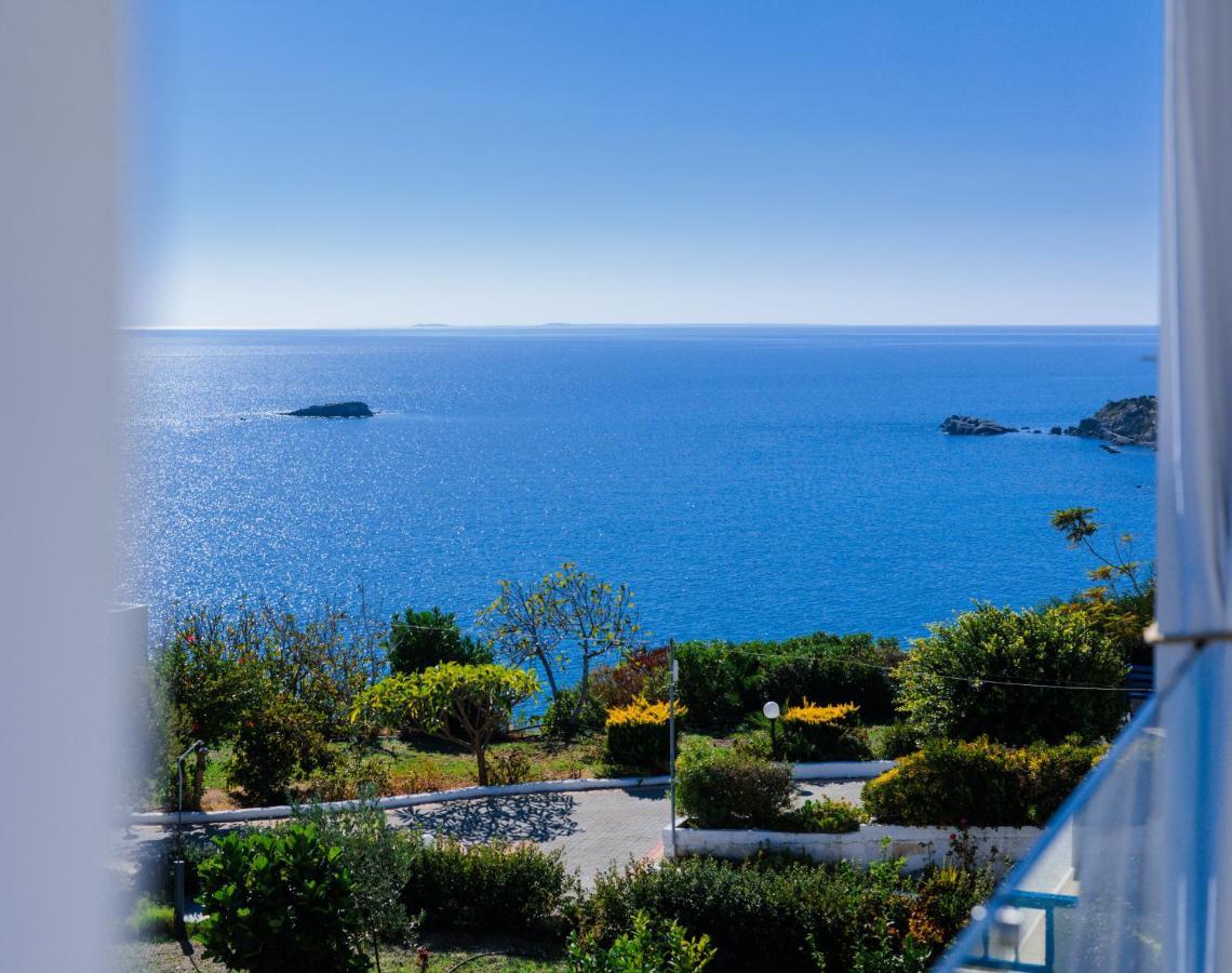 Blue Paradise Apartment Ahliá Kültér fotó